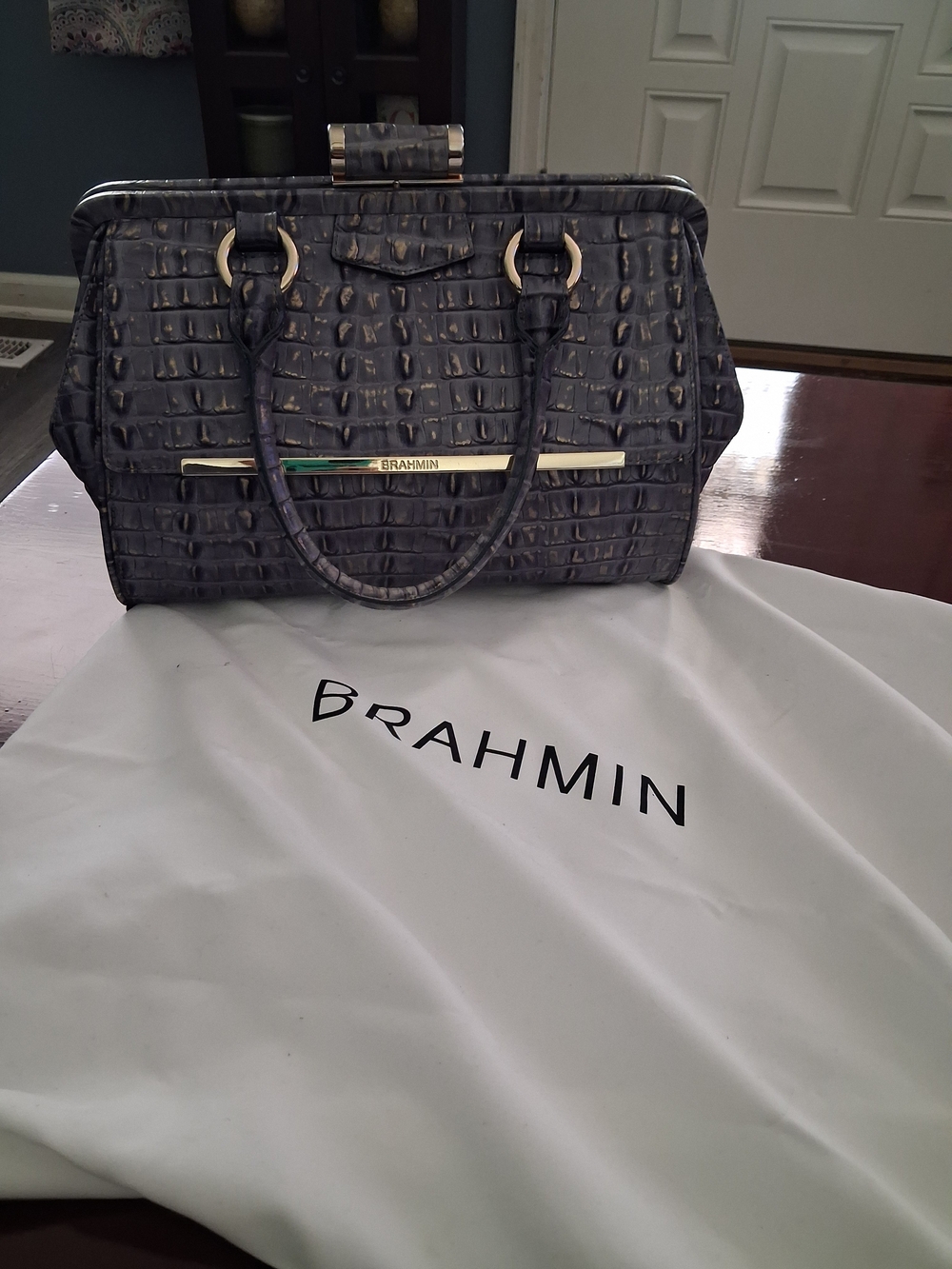 Brahmin - Picture 3 of 8
